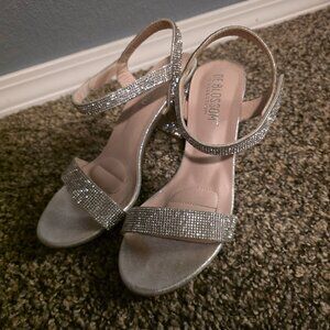 De Blossom Rhinestone Formal Heels Size 8